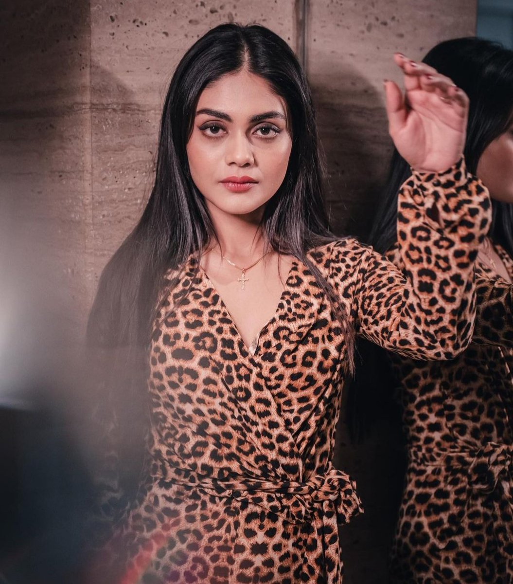 Cheri Cheri lady , living in devotion ❤

○ #SreejitaDe #BiggBoss16 ○
○ <a href="/iSreejitaDe/">Sreejita De</a> #BB16 ○