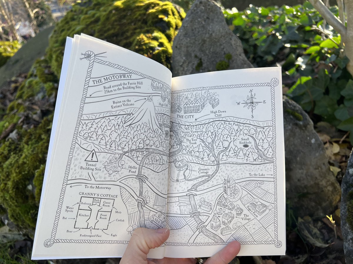 HSNorup's tweet photo. π§β°οΈ
Proof copies of #IntoTheFaerieHill have arrivedβhere is one in the wild. #ThyBui's cover is even more stunning in real life!πππ
As a lifelong map-lover, I'm also delighted that this book contains a beautiful map.πΊοΈ
π§ββοΈβ°οΈ
Preorder links: https://t.co/7wkL6lX2gu
π§β°οΈ
#ukmg https://t.co/DLCfYyukOD