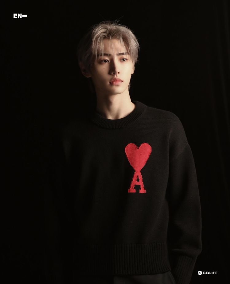 on-twitter-not-an-enhypen-fan-but-this-is-the-most-attractive-guy