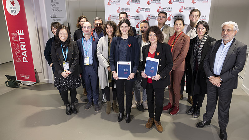 La "patronne" de la <a href="/LaFrenchTech/">La French Tech</a>, Clara Chappaz, était à #Angers ce 23 novembre pour saluer l’événement #Connectedwomen, et inciter les #startups et entreprises présentes à davantage de parité dans les métiers de la tech. angersloiremetropole.fr/medias/64469-c…
