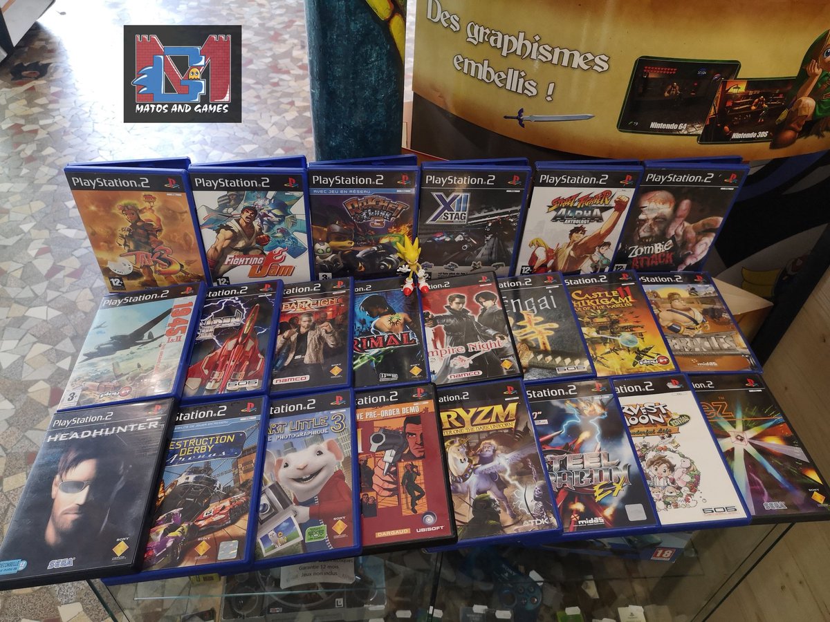 MatosandGames's tweet photo. Il y a du beau monde dans ce matos PS2 😊
#retrogaming #ps2 #sony #harvestmoon #headhunter #jak3 #capcomfightingjam #zombieattack #tengai #rez #raiden5 #pryzm #streetfighteralphaanthology #matosandgames https://t.co/u2CrGIcMWM