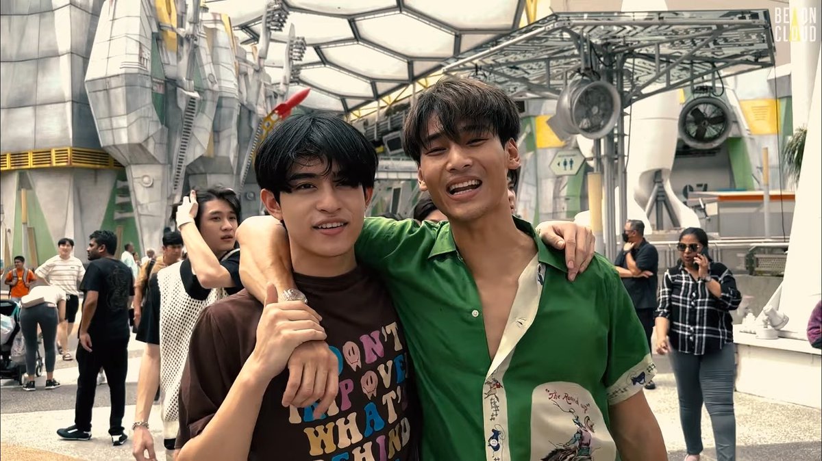 wokkychan's tweet photo. Look at them just look at them!!
ApoBarcode being extra clingy the whole time ๐ฅฐ๐ฅฐ
#barcodetin #Nnattawin #ApoBarcode #BeOnCloudVoyageEp1 https://t.co/1NUuvQJDQ1
