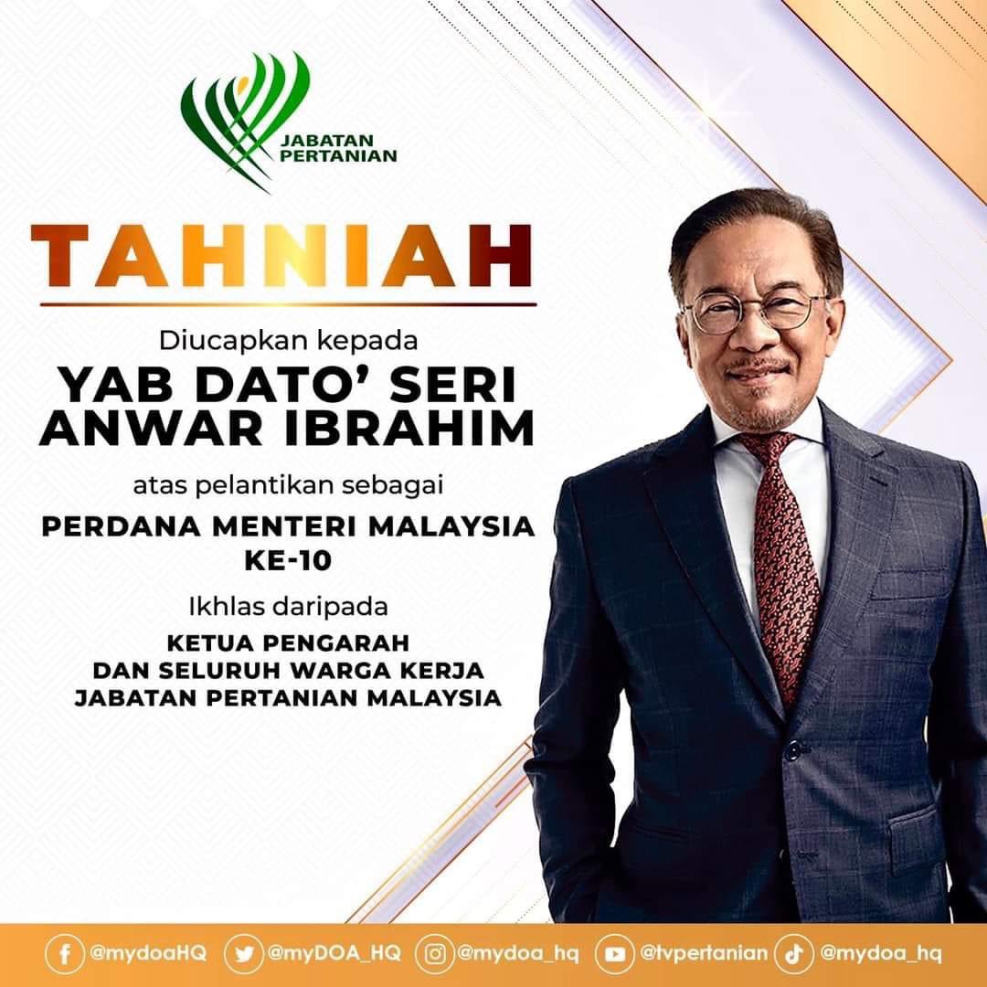 myDOA_Kelantan's tweet photo. Perdana Menteri Malaysia ke-10

Seluruh warga Jabatan Pertanian Negeri Kelantan mengucapkan setinggi-tinggi TAHNIAH kepada YAB Dato’ Seri Anwar bin Ibrahim atas pelantikan sebagai Perdana Menteri Malaysia ke-10.

#bertanisatuibadah
#MAFIMalaysia 
#TeamMAFI https://t.co/XNi5JN2i5W
