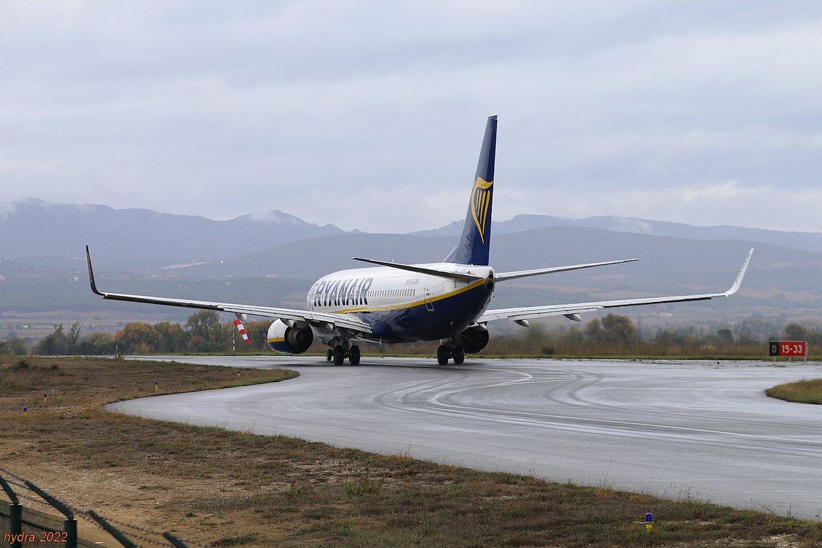 tous les airs y sont tweet media