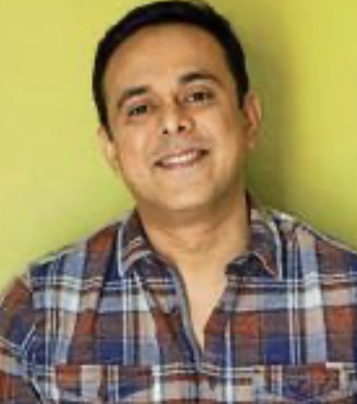 SaritaTanwar's tweet photo. See the similarity? #abdu ##SumitRaghavan https://t.co/nZvywb8ebw