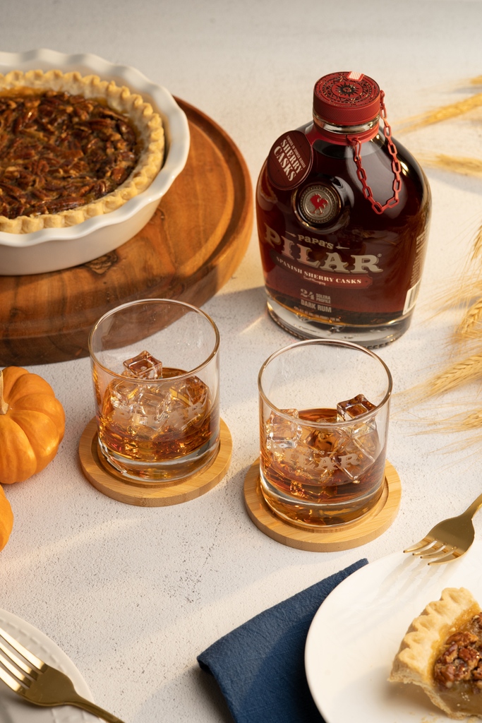 papaspilar's tweet photo. Eat, drink and be thankful. Happy Thanksgiving from the Papa’s Pilar Team 🥃
#ToastWithPapa
Must be 21+ to enjoy. Live courageously. Drink responsibly. https://t.co/I8WDJXF6Li