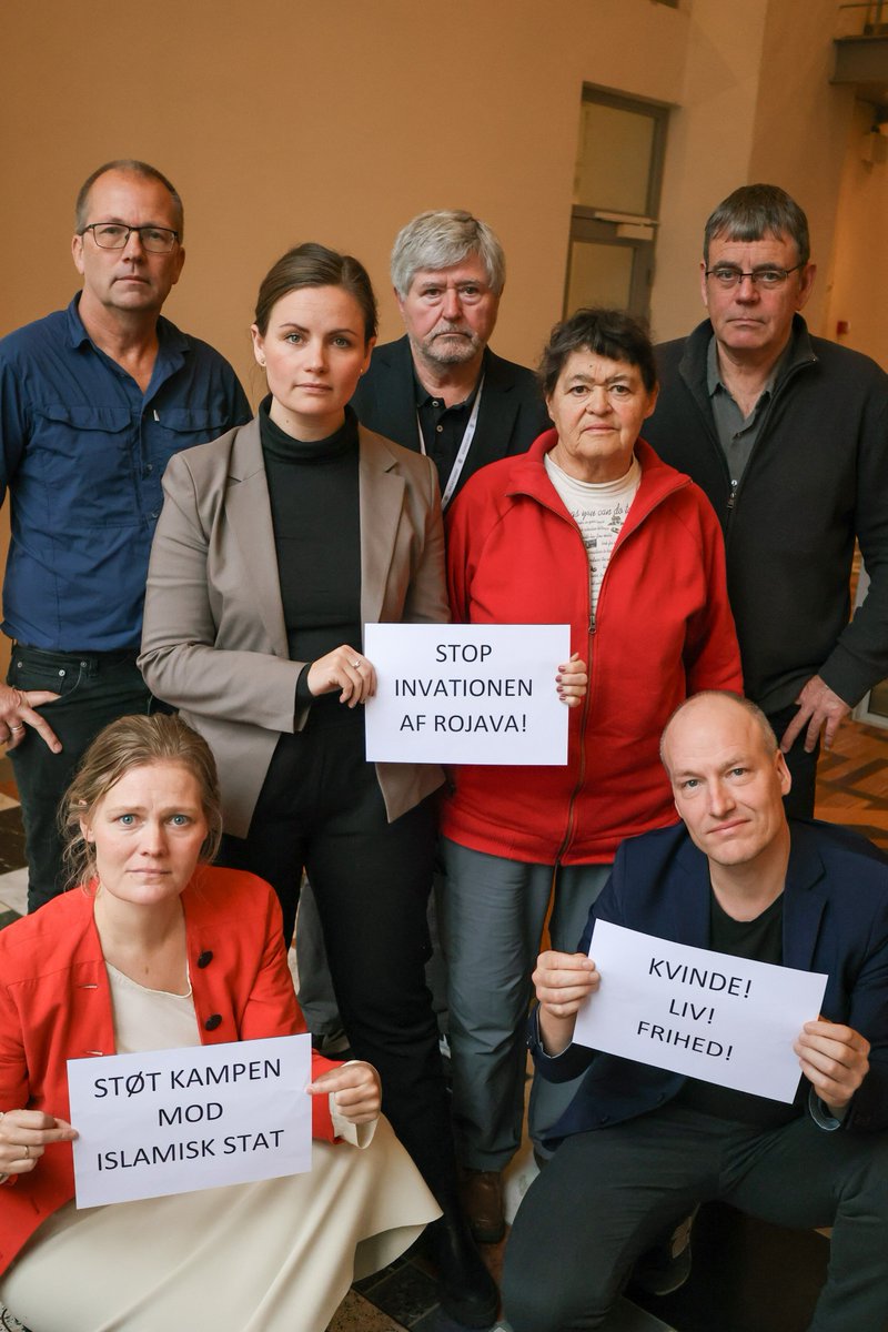 SrenSndergaard3's tweet photo. Folketingsmedlemmer fra Enhedslisten opfordrer alle demokratiske kræfter til at fordømme den truende invasion af Rojava. En invasion vil alene styrke de reaktionære og islamistiske kræfter - med katastrofale konsekvenser til følge. #dkpol https://t.co/jdHukK0fGN