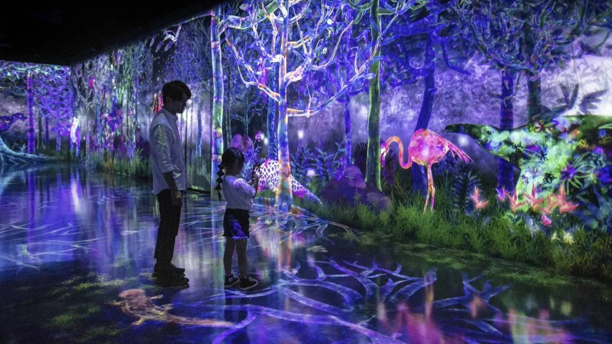 Blooloop's tweet photo. Co-founder and Principal of @theexperiencea1 Ed Rodley explains why museum professionals would be wise to see immersive experiences as a beginning, not an end, in the latest issue of @AAMers' Museum magazine.

Full article here 👉🏻https://t.co/NeYRmvdm61 https://t.co/Pb54lNu4zq