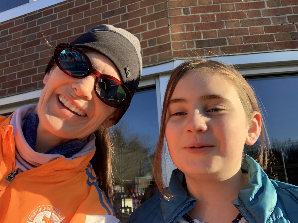 SasserModestino's tweet photo. We ran the #FeasterFive today n Andover - the only road race Iโve ever run that gives you a pie for finishing! My daughter said she would take that over a medal any day! #Thankful https://t.co/QaaF0TKBwe