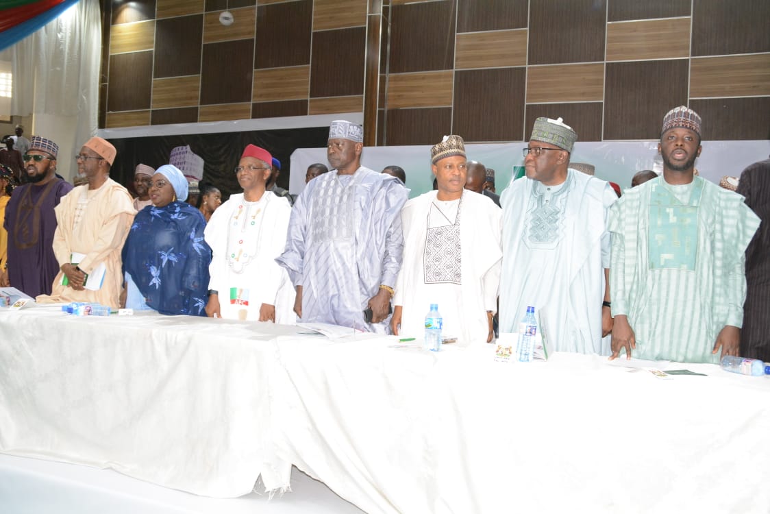 Earlier today, I accompanied His Excellency, Kaduna state Governor, @elrufai, our Gubernatorial Candidate @ubasanius alongside senior government officials and party leaders to Murtala Muhammad Square, Kaduna for the innauguration of the Kaduna state APC Campaign Council.