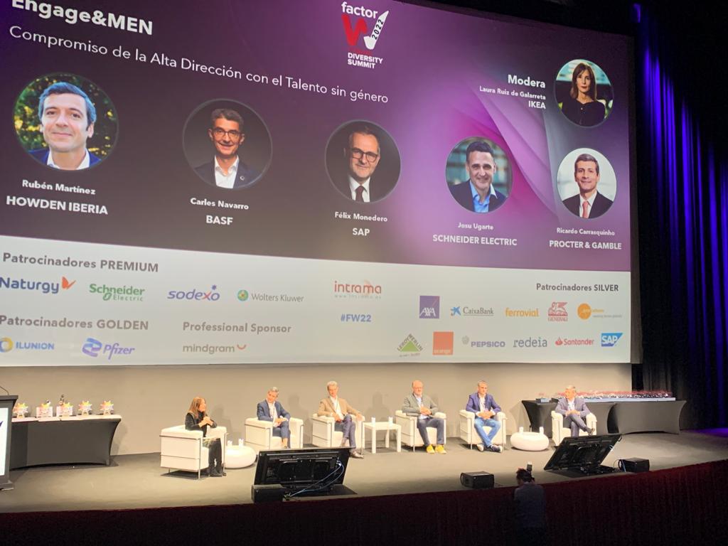BASF España (@basf_es) on Twitter photo 🔝 Asistimos a #FW22 <a href="/FactorW20/">FactorW Diversity Summit</a> de <a href="/Intrama_es/">Intrama</a> con <a href="/carles64/">Carles Navarro Vigo 🌍</a> debatiendo sobre #TalentoSinGénero:
Las claves para conseguir la diversidad y la inclusión en los puestos directivos y la equidad en el trabajo son el talento, el activismo personal, la pasión y la responsabilidad. 🔝 Asistimos a #FW22 <a href="/FactorW20/">FactorW Diversity Summit</a> de <a href="/Intrama_es/">Intrama</a> con <a href="/carles64/">Carles Navarro Vigo 🌍</a> debatiendo sobre #TalentoSinGénero:
Las claves para conseguir la diversidad y la inclusión en los puestos directivos y la equidad en el trabajo son el talento, el activismo personal, la pasión y la responsabilidad.