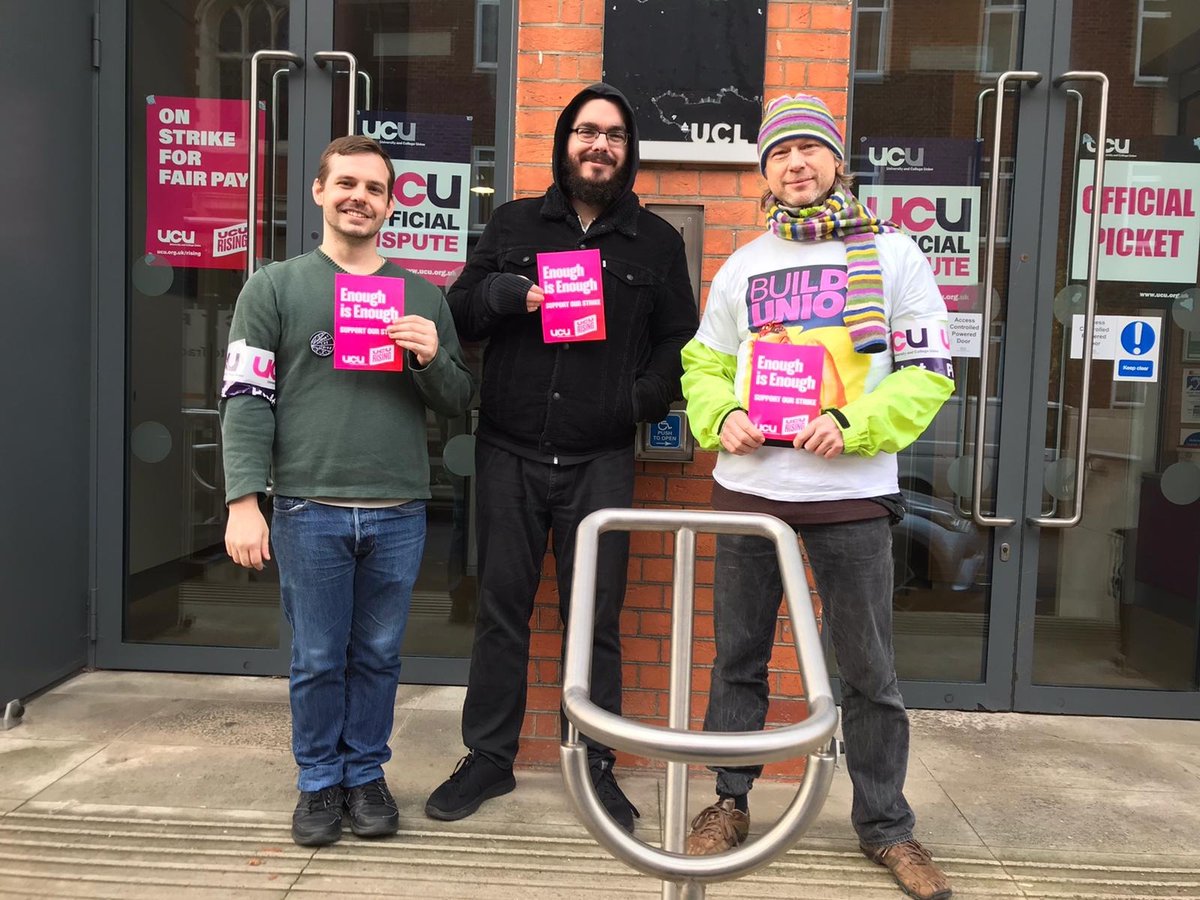 Chandler House on Strike (@chonstrike) on Twitter photo Picket this morning in good weather and good spirit at Chandler House! #ucuRISING <a href="/UCL_UCU/">UCL-UCU Stop the Destruction of Higher Education</a> Picket this morning in good weather and good spirit at Chandler House! #ucuRISING <a href="/UCL_UCU/">UCL-UCU Stop the Destruction of Higher Education</a>