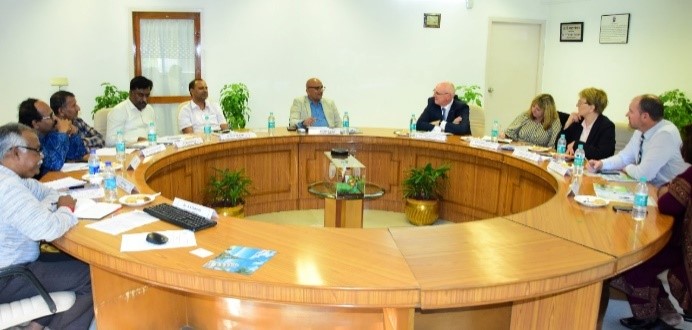 ManageHyd's tweet photo. #WesternSydneyUniversity VC Prof Barney Glover AO & team interacted with Dr P Chandra Shekara DG #MANAGE for collab in #Agripreneurship #FPO #CarbonCredits #StudentsPrograms #InternationalPrograms
@MediaCellMANAGE @AgriGoI @chandraagri @SecyAgriGoI @Sampraveen0406 @likhi_dr https://t.co/SofOTlHzql