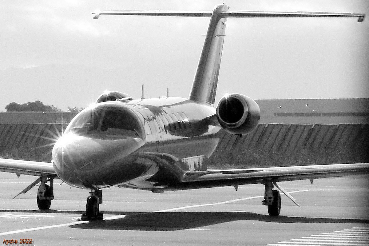 tous les airs y sont tweet media