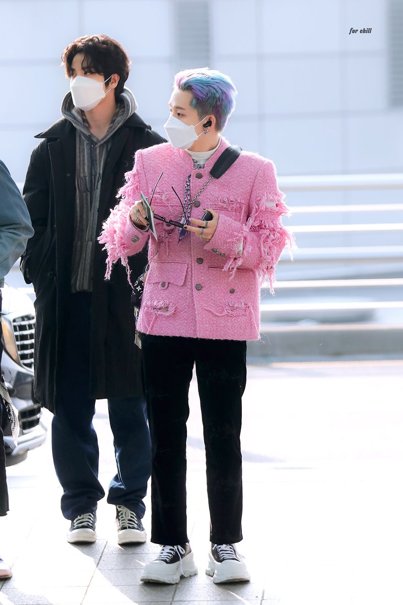 forchill421's tweet photo. 221124 ICN #최현석 #CHOIHYUNSUK https://t.co/3Mi3uxptSA