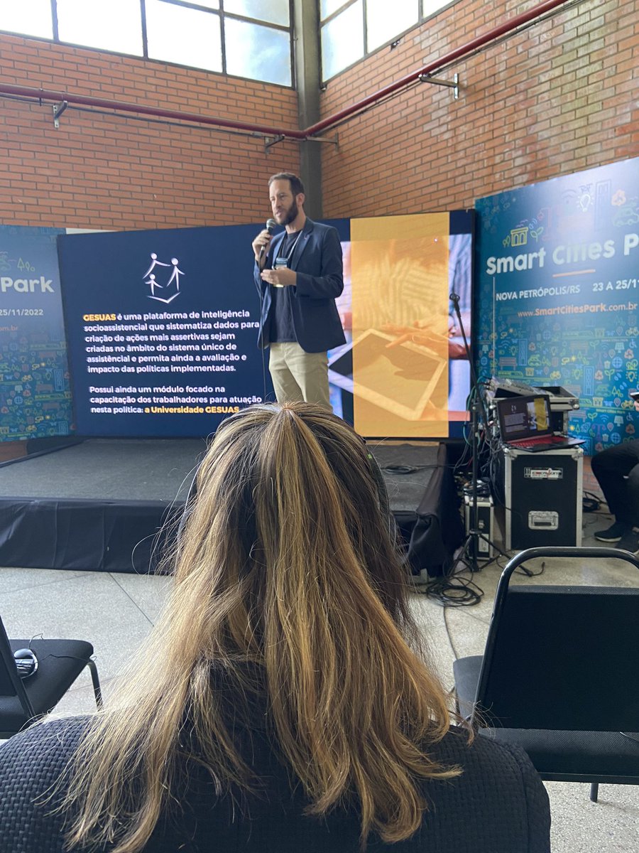 InstitutoPZ's tweet photo. Dentro do pavilhão de exposições do “Smart Cities Park”, há um espaço para pitch de soluções voltadas à inovação na gestão municipal. Acompanhe ao vivo: https://t.co/qqm7p97QTA

#smartcitiespark #ipz #inovacao #transformacaodigital https://t.co/W7KqTX15pN