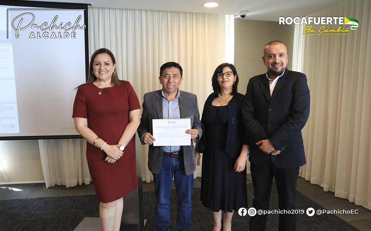 GADRocafuerte's tweet photo. El @GADRocafuerte  liderado por el alcalde @PachichoEC recibió de parte de la @DEFENSORIAEC, un reconocimiento por el cumplimiento del 100 % en la entrega de información sobre los procesos contractuales y demás actividades institucionales. #RocafuerteYaCambió. https://t.co/vXTIMFaTiN