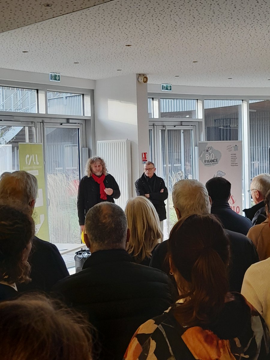 lesangesgardins's tweet photo. 🎯 le salon des professionnels de l’alimentation durable avec @AggloLensLievin 
▶ #rencontrer des acteurs de l’alimentation #partager nos projets dans le cadre du SATD, s’#engager pour une alimentation plus durable 
#bassinminier
@APROBIO_HdF @bioHDF
@AssoVrac
@Terredeliens https://t.co/UKvDq175w0