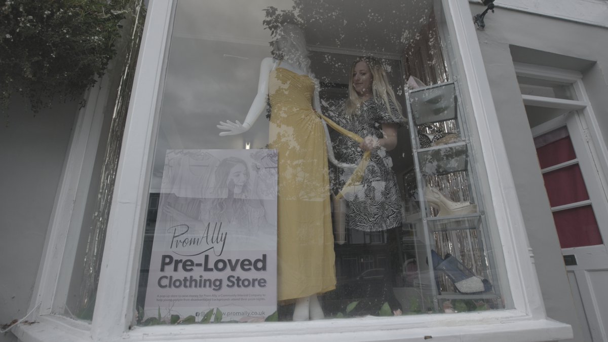 Cardiff Circular Economy Network (CCEN) (@circularcardiff) on Twitter photo Watch this case study video of <a href="/PromAlly/">Prom Ally CIC</a> to see how Ally Elouise tries to make fashion more sustainable while helping children in financial hardship to go to prom.
📽️bit.ly/3gyts1q
Thanks to our partners and to @Arloesi_Cymru for funding the project. #CircularEconomyWIN Watch this case study video of <a href="/PromAlly/">Prom Ally CIC</a> to see how Ally Elouise tries to make fashion more sustainable while helping children in financial hardship to go to prom.
📽️bit.ly/3gyts1q
Thanks to our partners and to @Arloesi_Cymru for funding the project. #CircularEconomyWIN