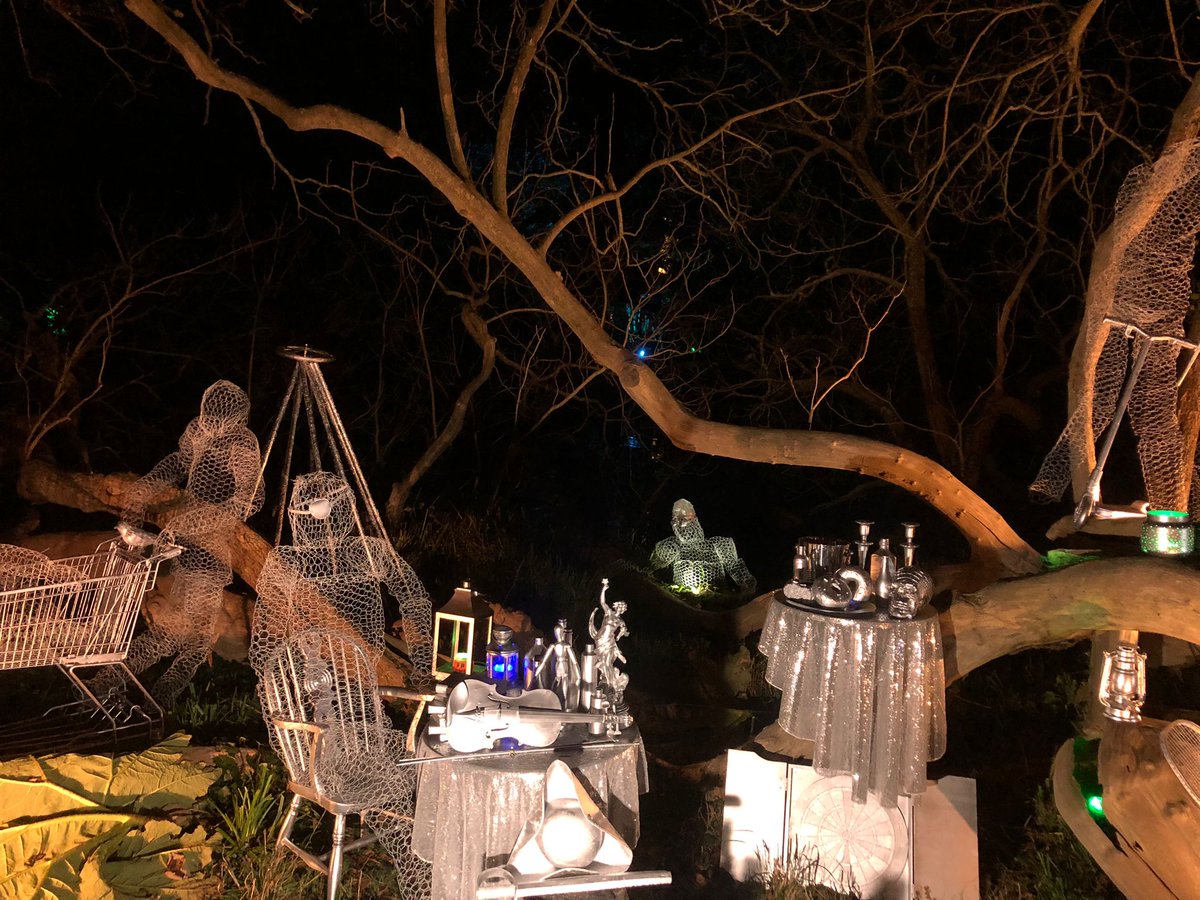 Your final chance to come for a walk in the park in the dark is fast approaching…

Who's coming? 

For our LAST weekend we still have tickets available on Friday 25th, 26th and 27th November > booking.kxtickets.com/syonpark/event…

We hope to see you there!

#SyonPark #brentford