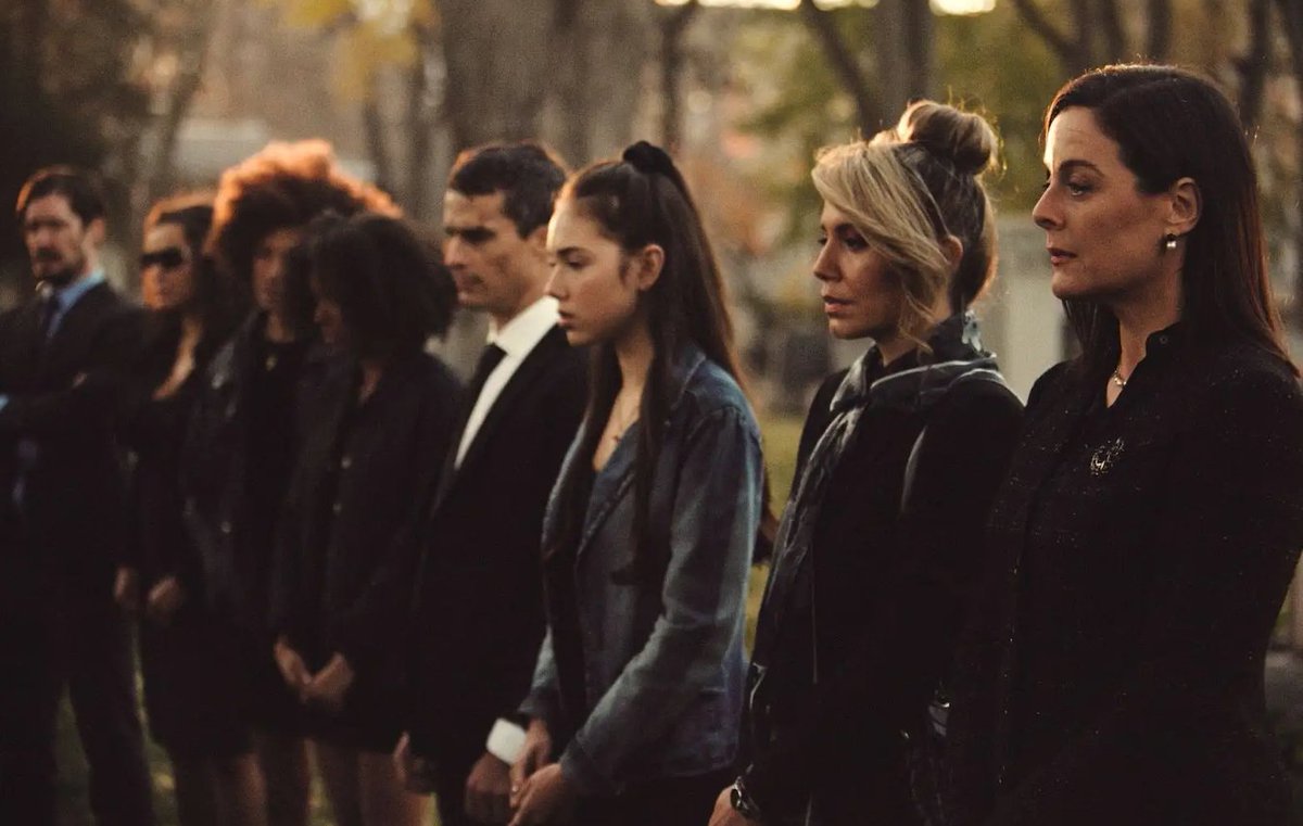 <a href="/LeDevoir/">Le Devoir</a> , <a href="/Manon_Dumais/">Manon Dumais</a> 
«La nuit où Laurier Gaudreault s’est réveillé»: secrets, mensonges et trahisons
 4 épisodes dès maintenant sur #clubillico et diffusée — en version doublée ! — sur Canal+ en janvier 23

INFOS : lnkd.in/gDDQJQ5r