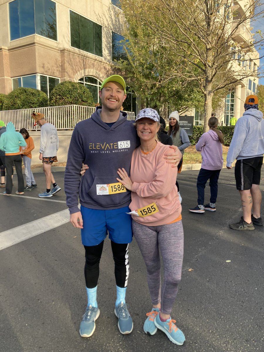 theWell_Nash's tweet photo. #turkeytrot with my mother this morning! She got 3rd in her age group 🥉💪🏼

#Nashville #Coolsprings #Franklintn #Brentwoodtn #Thanksgiving2022 https://t.co/WAuzEmW5A0