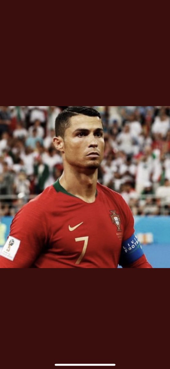 Den största av dom alla! Scenen är din #CR7𓃵