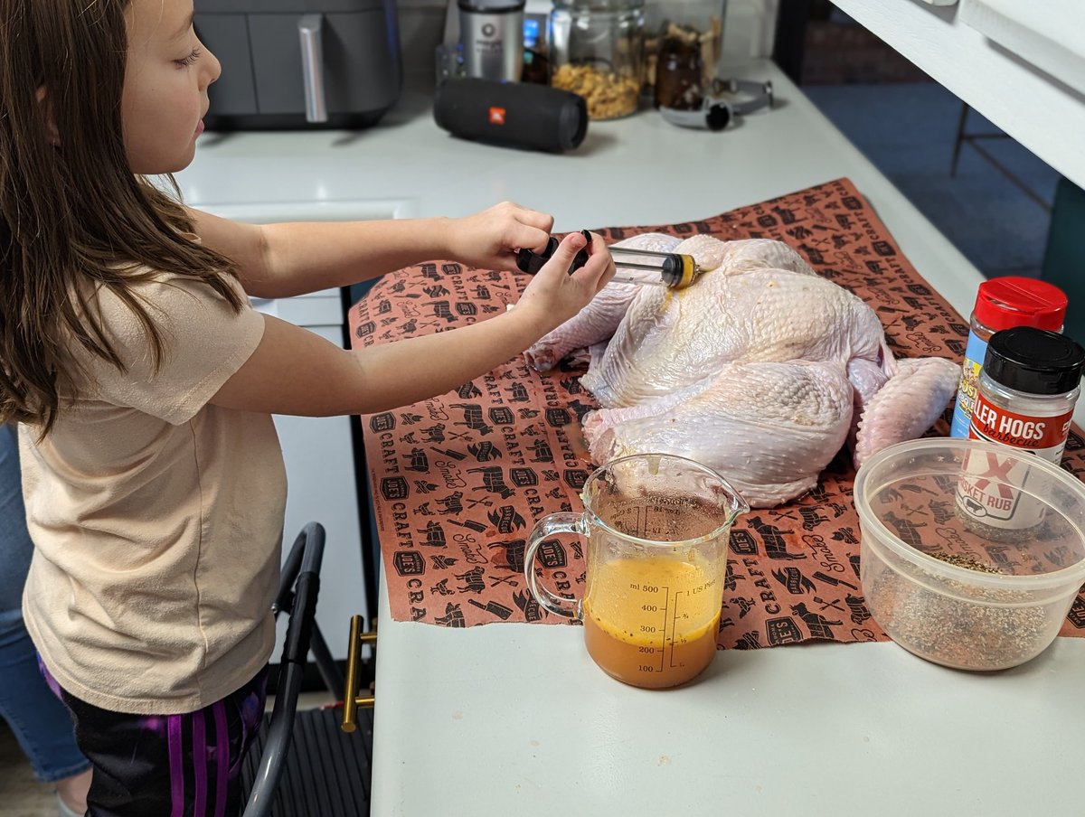 jsoccer135's tweet photo. Got my helper today prepping the 🦃!!!

Using @HowToBBQRight's Mesquite Smoked Turkey recipe. Malcolm's recipes are always on point, check them out if you haven't.
https://t.co/9SJkCGamgX

@MeatChurch
#killerhogs #howtobbqright #holygospelbbqrub #meatchurchbbq https://t.co/v8k6frGDCQ