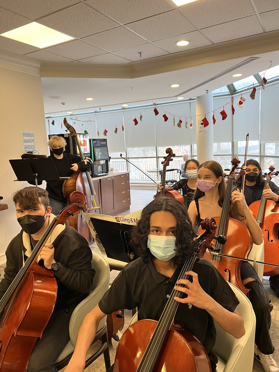 Dr_Kizas's tweet photo. It’s been a busy week for Regional Strings. Congratulations to our Symphonic Strings ensemble for bringing some seasonal cheer to the residents at Revera King Gardens Retirement Residence. A fantastic performance Symphonic Strings! https://t.co/syB5D9ubo5