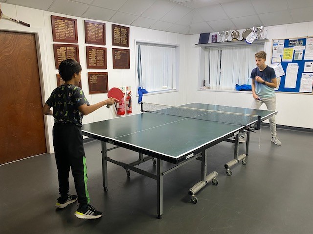 BETTER THAN SAT IN FRONT OF A SCREEN... GET THE KIDS DOWN TO BEECHCROFT TO PLAY SOCIAL TABLE TENNIS! clubspark.lta.org.uk/BeechcroftTC/T…

#tabletennisplayerlife #tabletennisdaily #tabletennisclub #pingpongplayers #HALLGREEN #solihullgetactive #solihullmumsandads