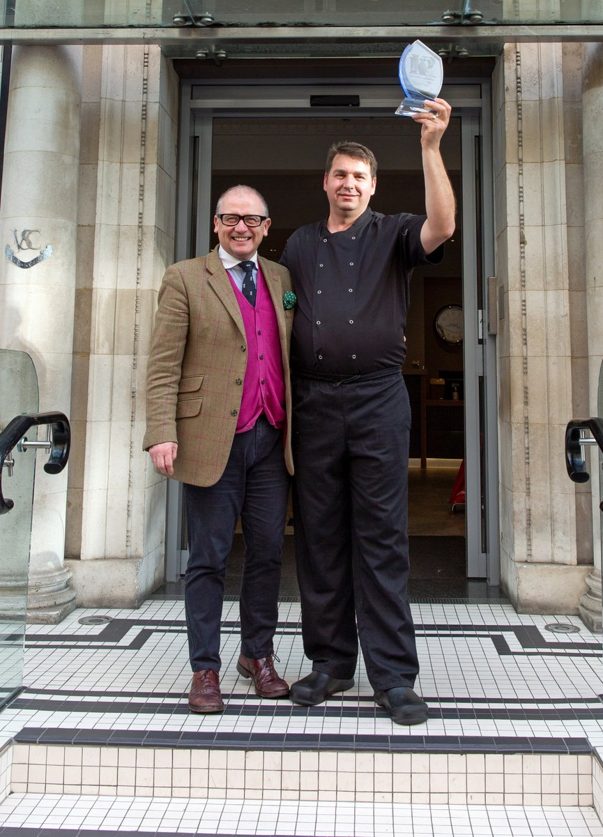 WinterhalterUK's tweet image. Winterhalter Kitchen Porter of the Year 2022 - Mihaita Toader, Victory S... youtu.be/rLNIybktfYU via @YouTube #WednesdayMotivation #KPOTY
#kitchenporter #2022