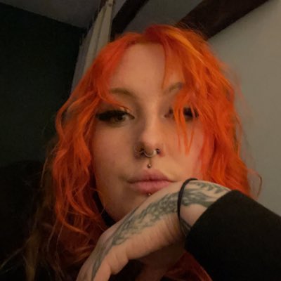 Devon on Twitter: "First new profile pic in 3 years whoops https://t.co