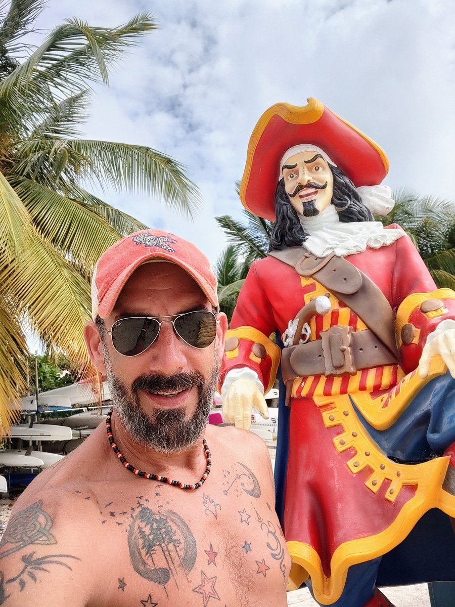 Happy Thanksgiving from Kim Sha Beach!