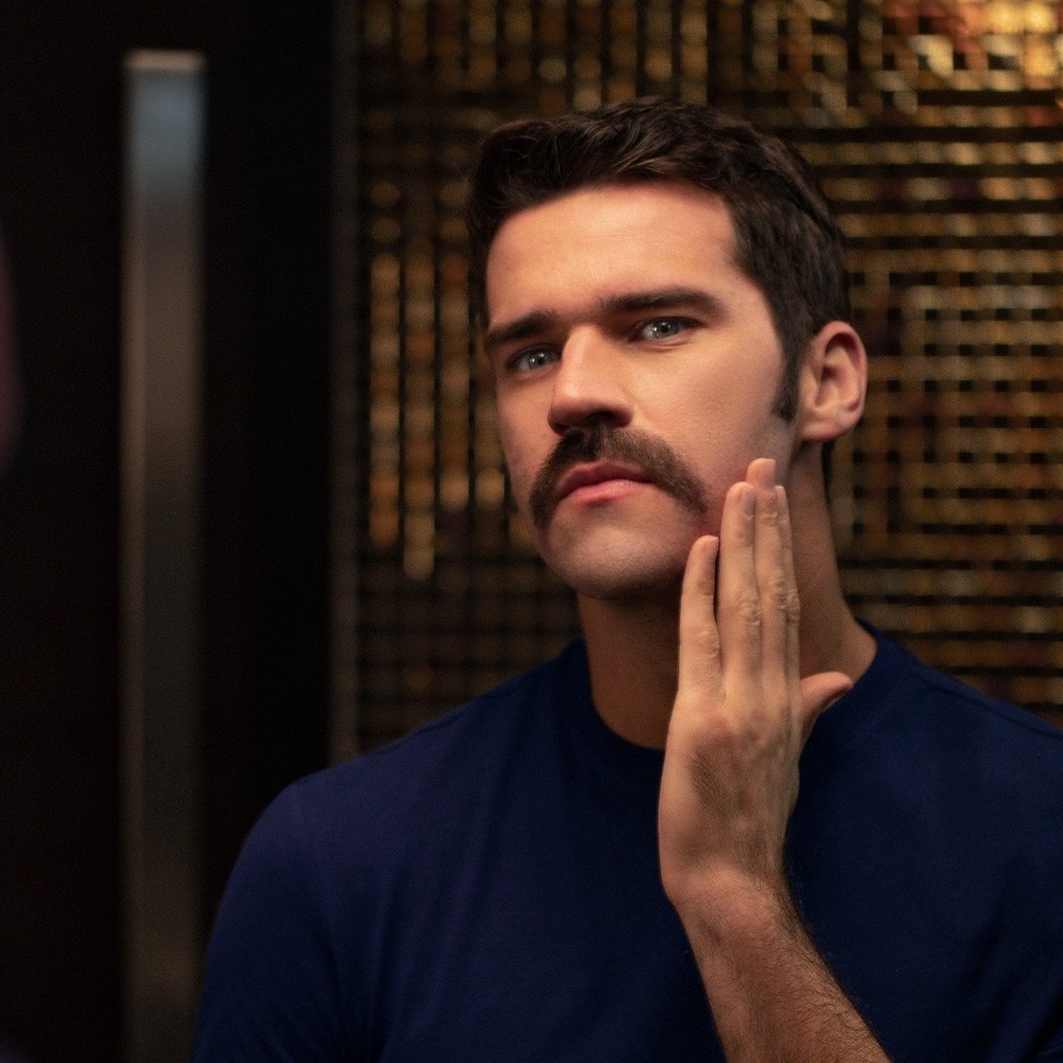 Nós e o <a href="/Alissonbecker/">Alisson Becker</a> lançamos o bigode como atitude pela saúde do homem. E aí, <a href="/NetflixBrasil/">netflixbrasil</a> <a href="/iFood/">iFood</a> <a href="/CocaCola_Br/">Coca-Cola Brasil 🧊</a> <a href="/adidasbrasil/">adidasbrasil</a> <a href="/McDonalds_BR/">Méqui</a> <a href="/geglobo/">ge</a> <a href="/nubank/">Nubank</a> <a href="/Budweiser_Br/">Budweiser Brasil</a>, bora entrar nesse bigodaço com a gente? #NovembroAzul #BigodeQueCuida #MeteOBigodeQueVem