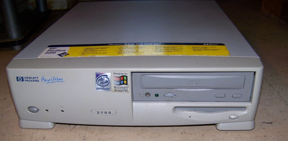 1UPClubUK's tweet photo. @RMCRetro My first PC I bought myself (I'd had family PCs) before das a HP Pavilion with P133 (not my picture). I upgraded it with a Power VR 3D card and was blown away by the graphics on Quake 2 and the other bundled games. It had a USB port on the back, but it never worked. https://t.co/Hi7Pn1Wwd8