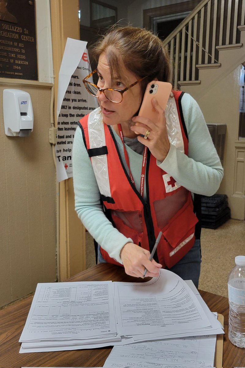 Thankful for the <a href="/redcrossny/">GNY Red Cross</a> volunteers who are working so hard this #Thanksgiving week to provide care and compassion to those displaced from an apt building🔥 in #Harrison #Westchester #endhomefires