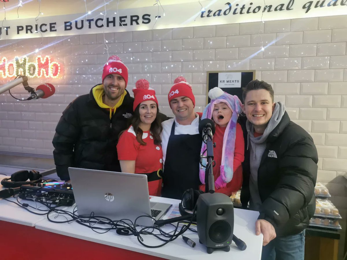 graham_otoole's tweet photo. ๐A successful day at KR Meats in Edenmore for 'Graham and Nathan's Christmas Window'โ๏ธ
An annual event perhaps?
#104Drive https://t.co/l1kzPVIKw3