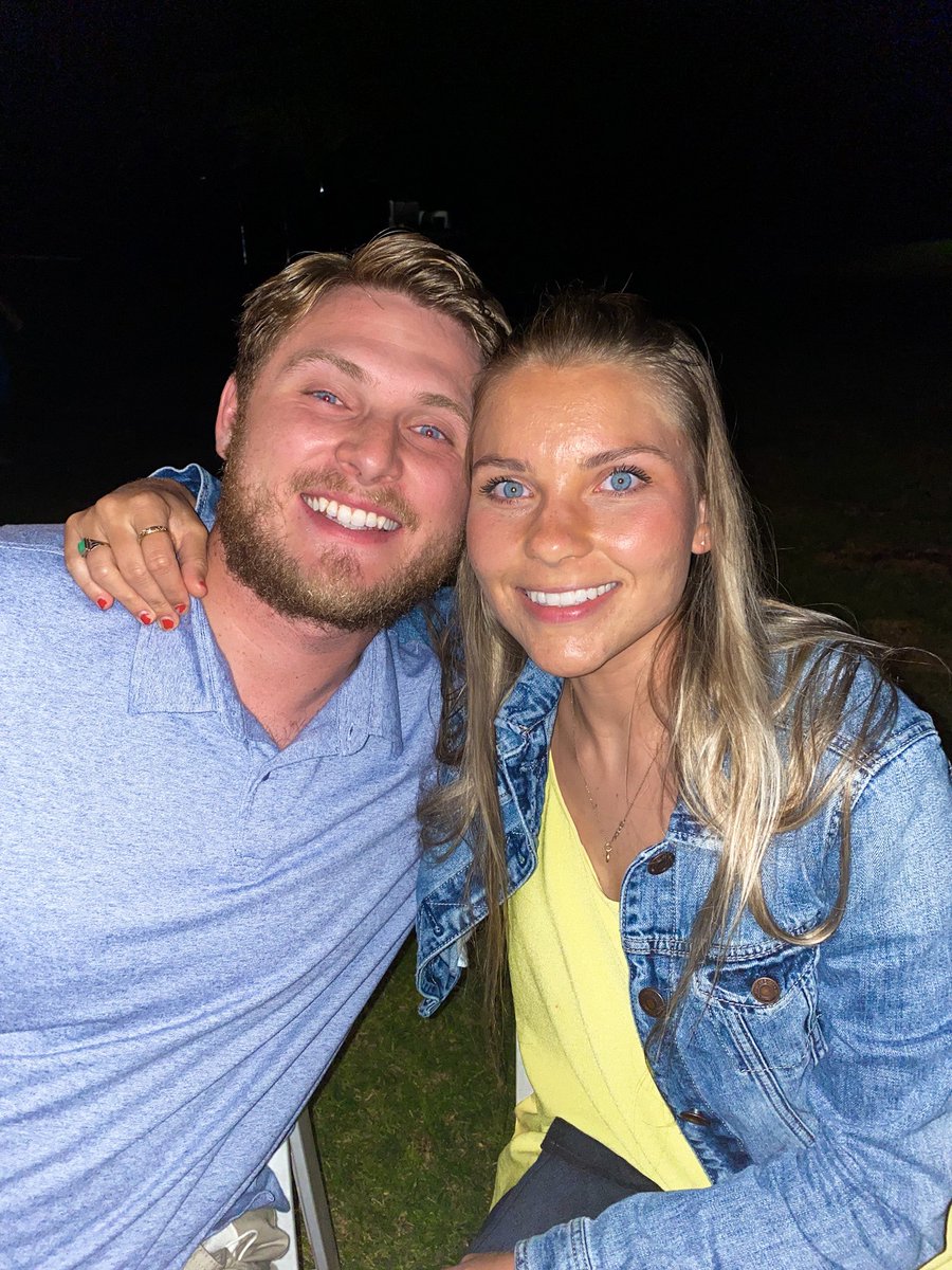 rylee_pulliam's tweet photo. Thankful ❥ https://t.co/HKBKqi4QLl