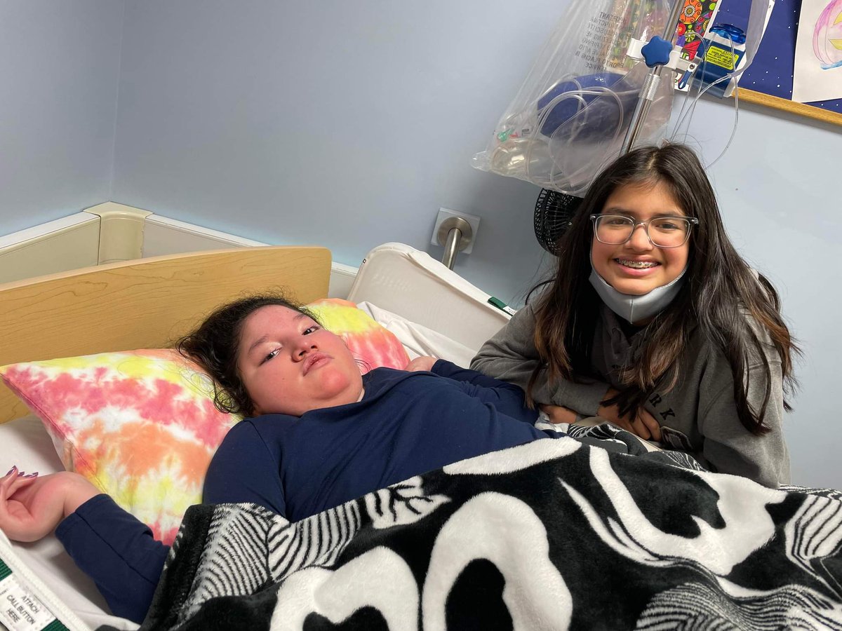 katiecat1105's tweet photo. #thanksgivingwithmarcus I wish for an amazon giftcard so I can help my homeless friend, Carmen, get some necessities &amp; gifts for her teen daughters, one who has #cerebralpalsy &amp; is in a wheelchair #singlemom #wishes #empathy #friendship they are in PA and anything would help. Ty. https://t.co/ljrnyRz7Mf