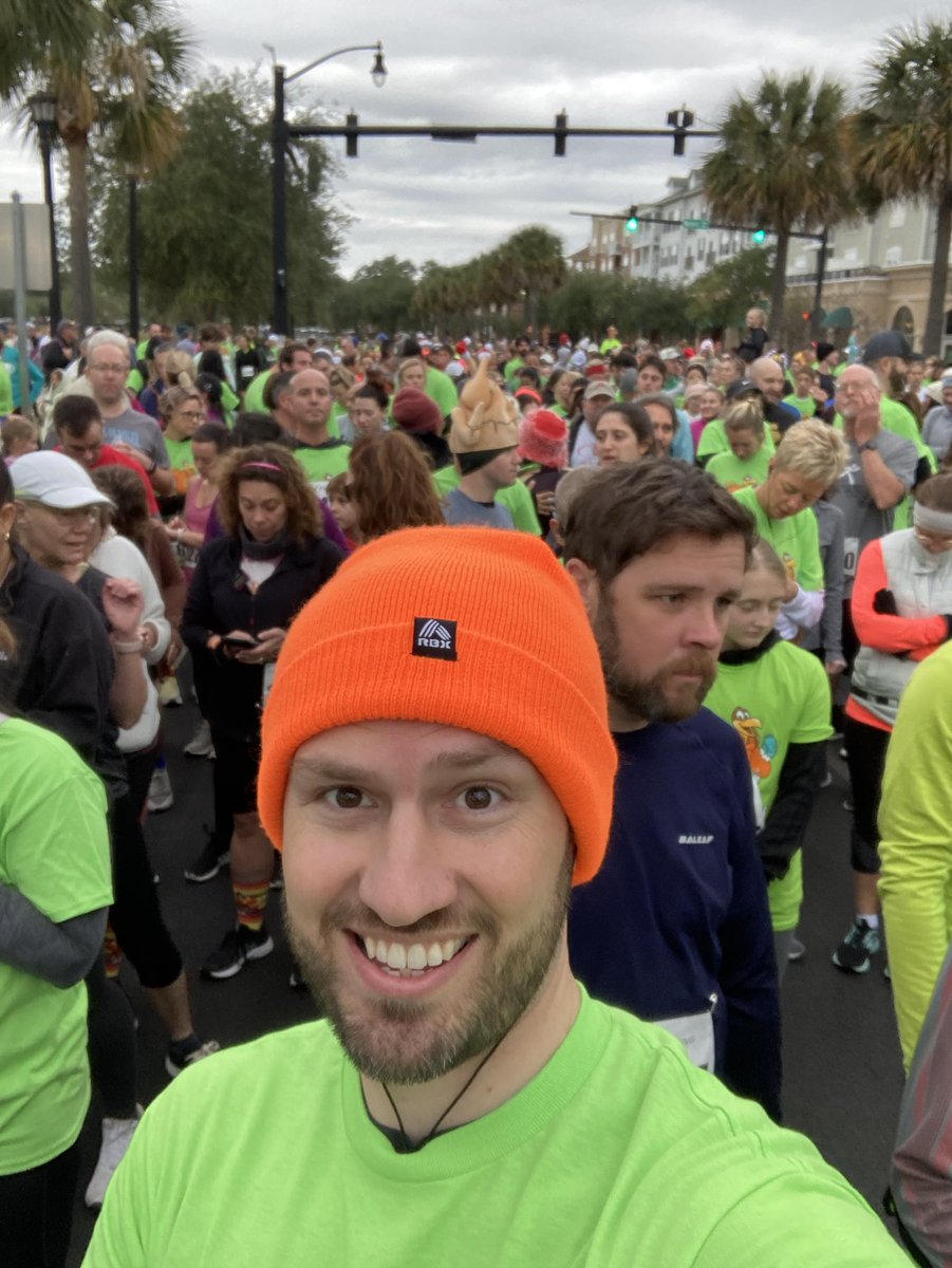 m_mccoskey's tweet photo. Great start to our Thanksgiving festivities with a 5k at Myrtle Beach Turkey Trot https://t.co/bHXoAuFYWp