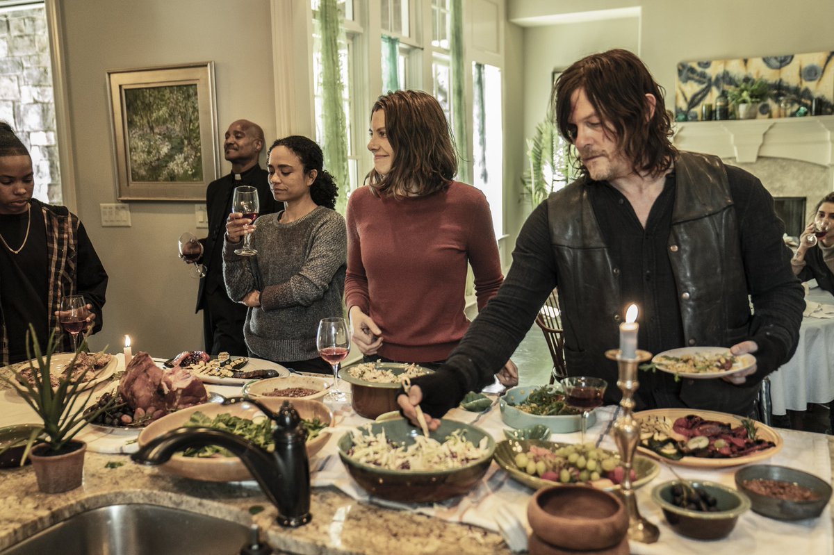 twdufans's tweet photo. Happy Thanksgiving everyone!! 🍁🦃 https://t.co/pxm4jKyjSS