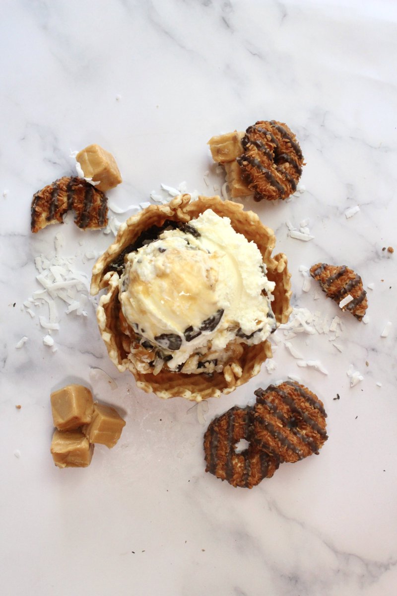 Happy Thanksgiving from our Bruster's family to yours 🦃🤎 We hope your day is filled with good food and sweet time with all your loved ones!