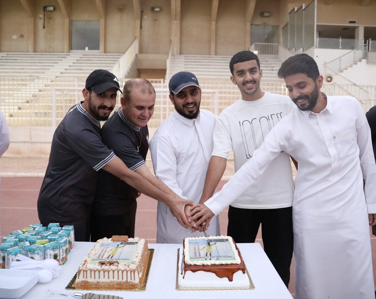 alhazemYouth's tweet photo. 📸| هذا اليوم ودّعـنا لاعب فئة الشباب مساعد العميري وذلك بعد قبوله في كلية الملك عبدالله للدفاع الجوي .

دعواتنا وتمنياتنا له بالتوفيق ⭐️

#شباب_الحزم https://t.co/VzNI1aRWoF