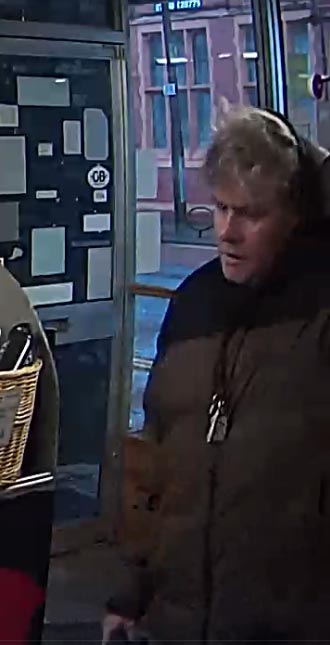 PictonCycles's tweet image. Do you recognise this guy? We helped him out today pumping up his tyre, he repaid us by stealing a bike from us