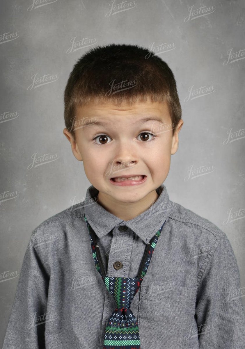 JasonCooper22's tweet photo. Just got this glorious preview of my son’s kindergarten pictures. Enjoy. https://t.co/Z8X34bdzRi