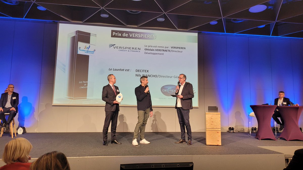 GroupeIRD's tweet image. Bravo Nils Riancho @DECITEX ! Une Pépite régionale innovante récompensée par @Verspieren ce soir aux Trophées #SINF ! #LesPépitesIRD @ThierryDujardi4