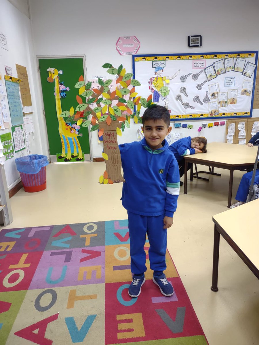 RHHS_Elementary's tweet image. Thumbs up 👍 to Ali Harfoush from BE1B for sharing his Tree of Sight Words with his teacher and peers #action #sight_words #spelling @RHHS_Saida