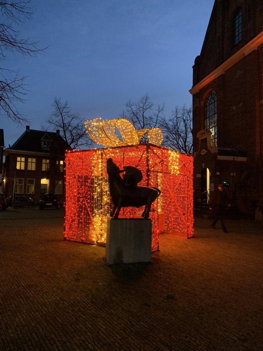 WeatherFan2014's tweet photo. Winter wonderland #bullekerkzaandam #lichtroute #stadshartzaandam #zaandam #lichtjes #2022 #bullekerk https://t.co/NBw7mexxwZ