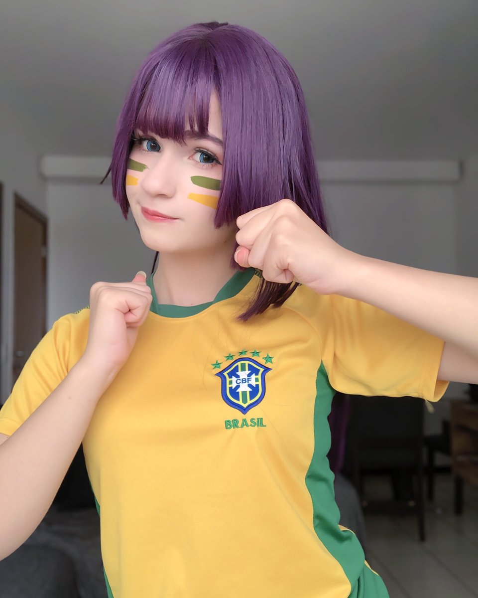 lunarun25's tweet image. Senjougahara torcedora do Brasil!!!!! 💚💛💙🤍