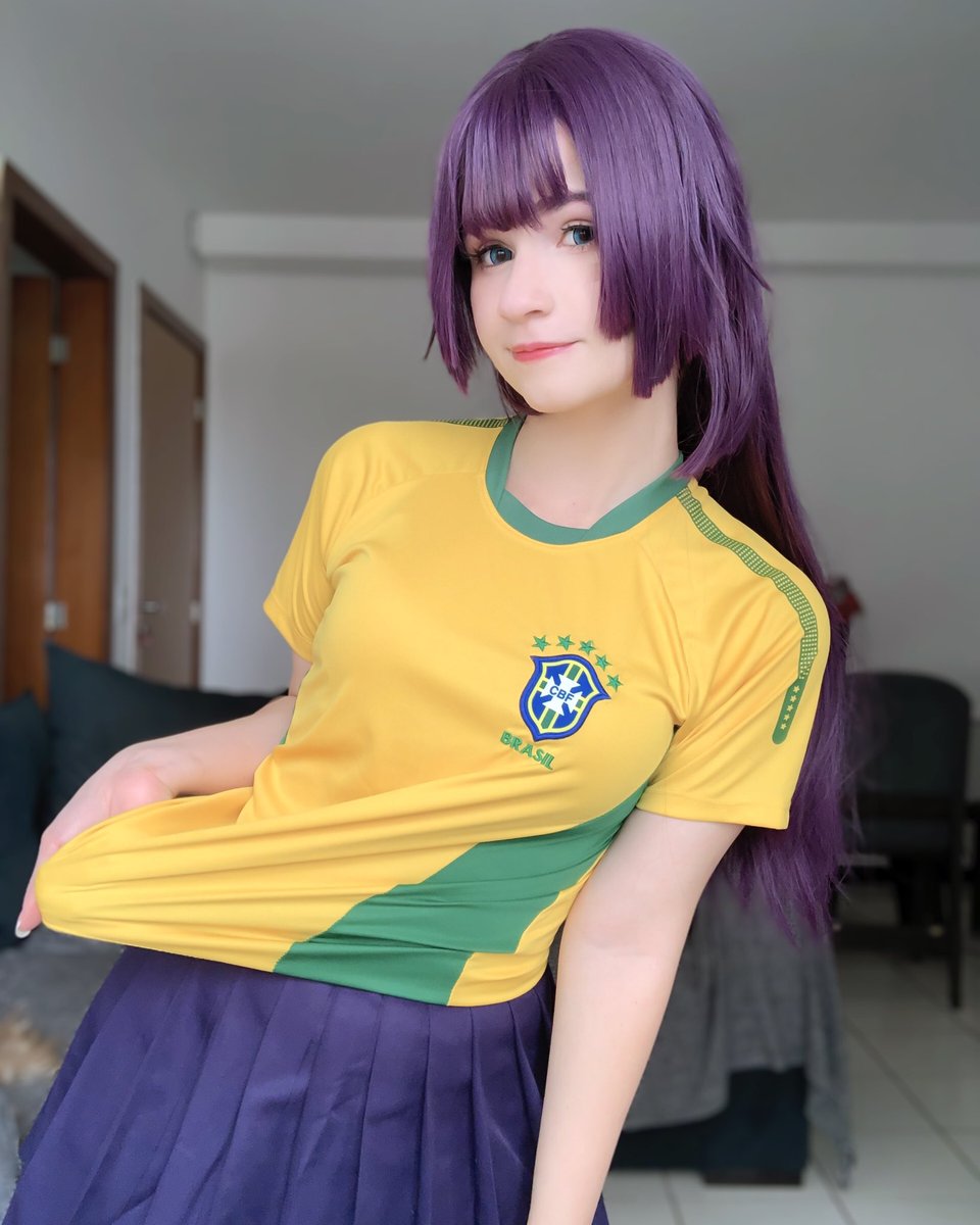 lunarun25's tweet image. Senjougahara torcedora do Brasil!!!!! 💚💛💙🤍